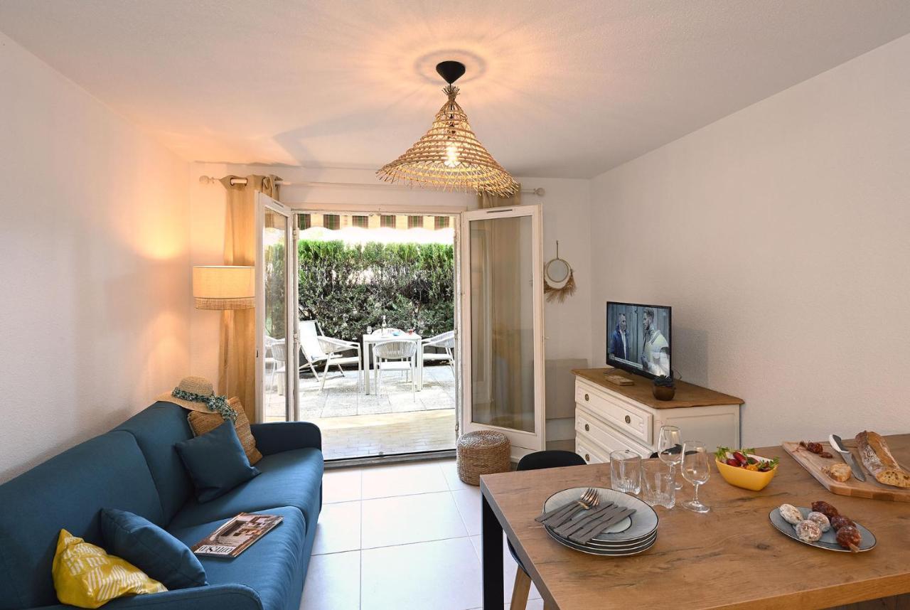 Charmant Studio 2A4 Pers Avec Jardin Et Place De Parking Situe A 5 Min A Pied De La Mer Бандоль Екстер'єр фото