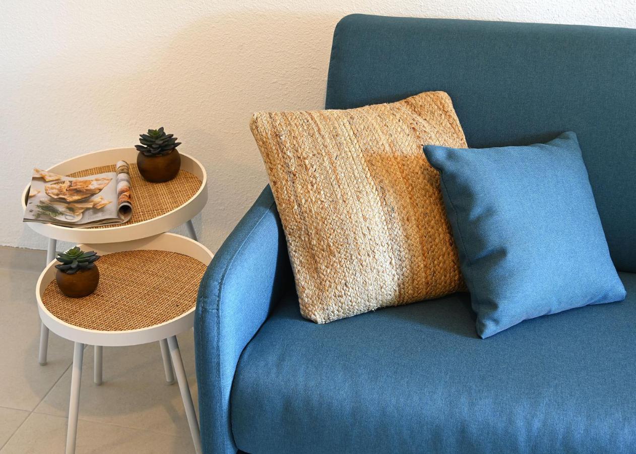 Charmant Studio 2A4 Pers Avec Jardin Et Place De Parking Situe A 5 Min A Pied De La Mer Бандоль Екстер'єр фото